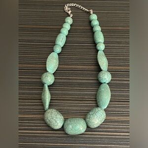 Elegant Turquoise Beaded Necklace
